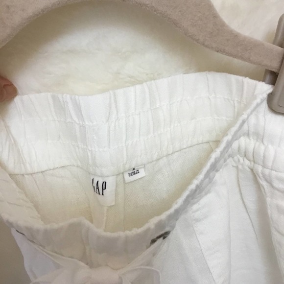 GAP Factory White Pull-On Utility Shorts - Picture 5 of 10